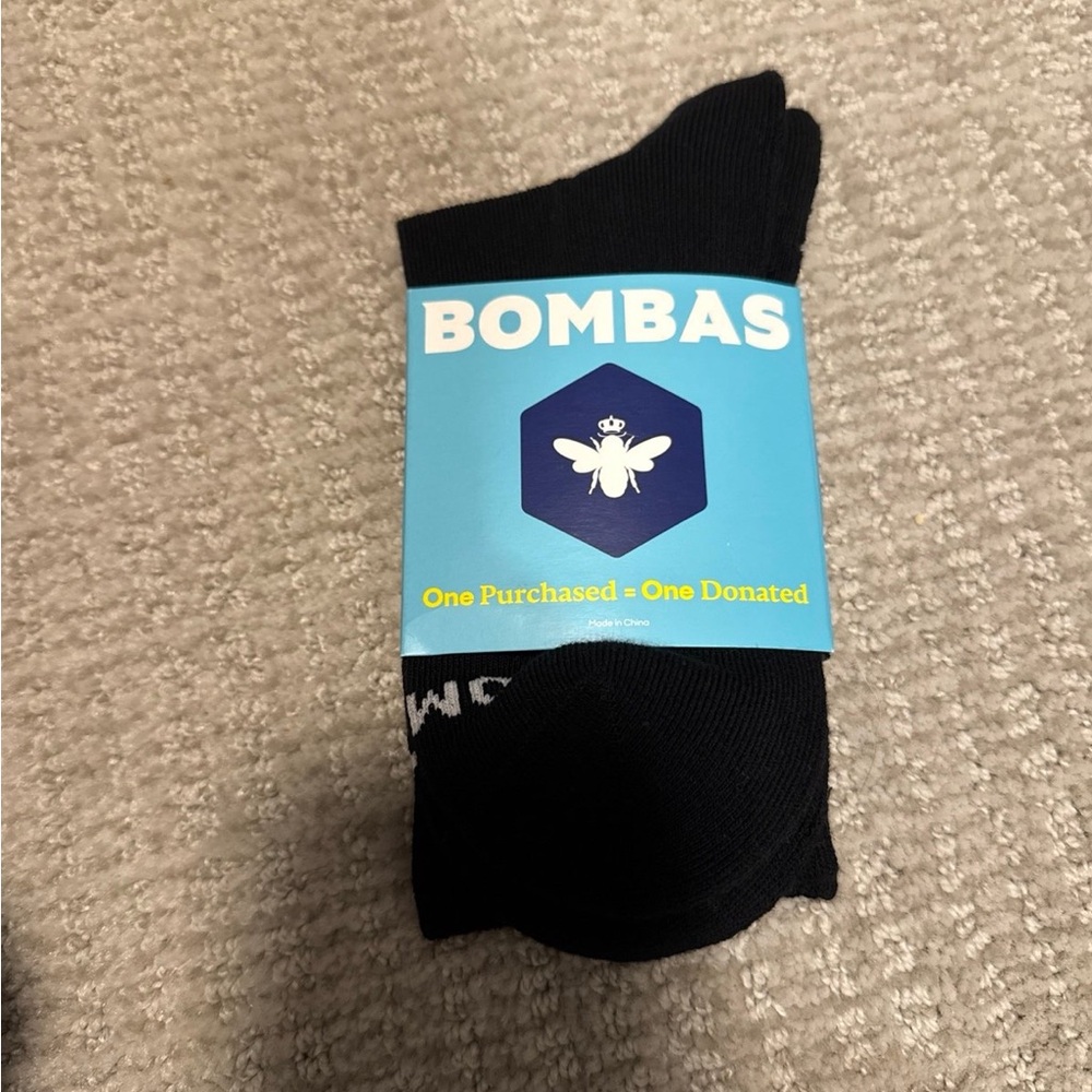Women’s half calf bombas socks size Medium (8-10 1/2) Brand new